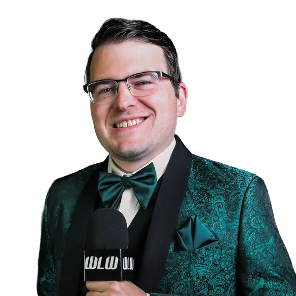 Ring Announcer Ben Simon
